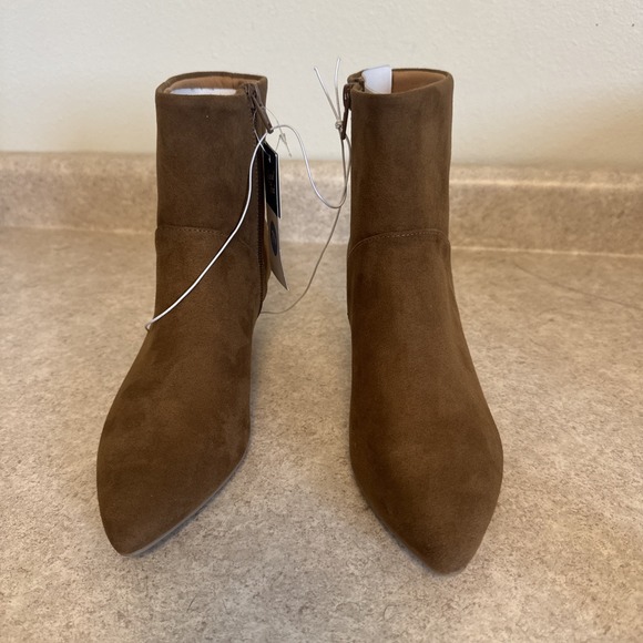 Universal Thread Boots Brown‎ Suede Size 7.5 - Picture 1 of 5